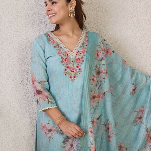 Sea Green Pink Coral Embroidered Kurta Set with Trousers & Dupatta - Picture 8 of 9